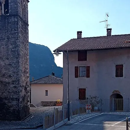 Al Portec Vezzano Exterior photo